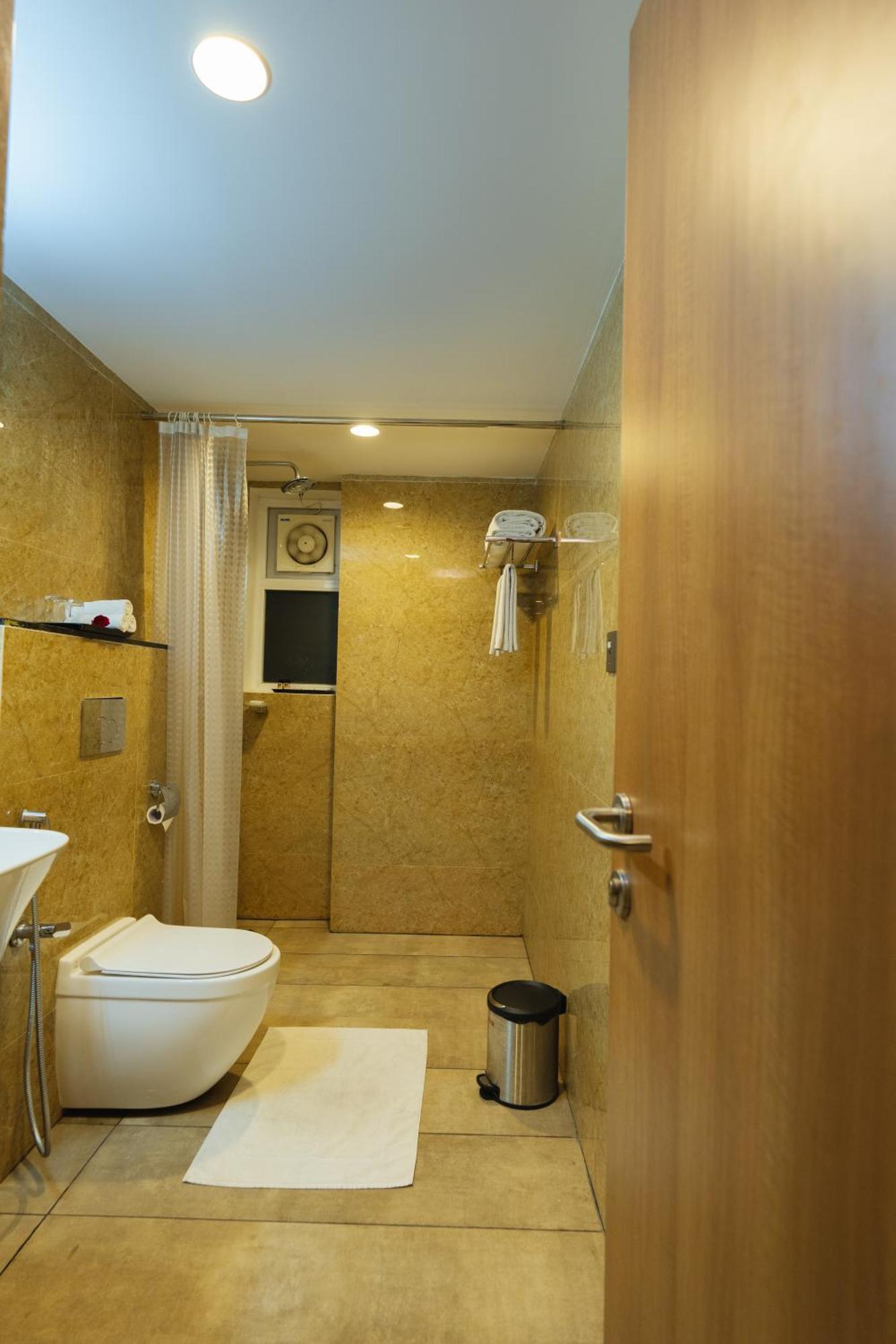 Hotel Grand Alleppey Alappuzha Exterior photo
